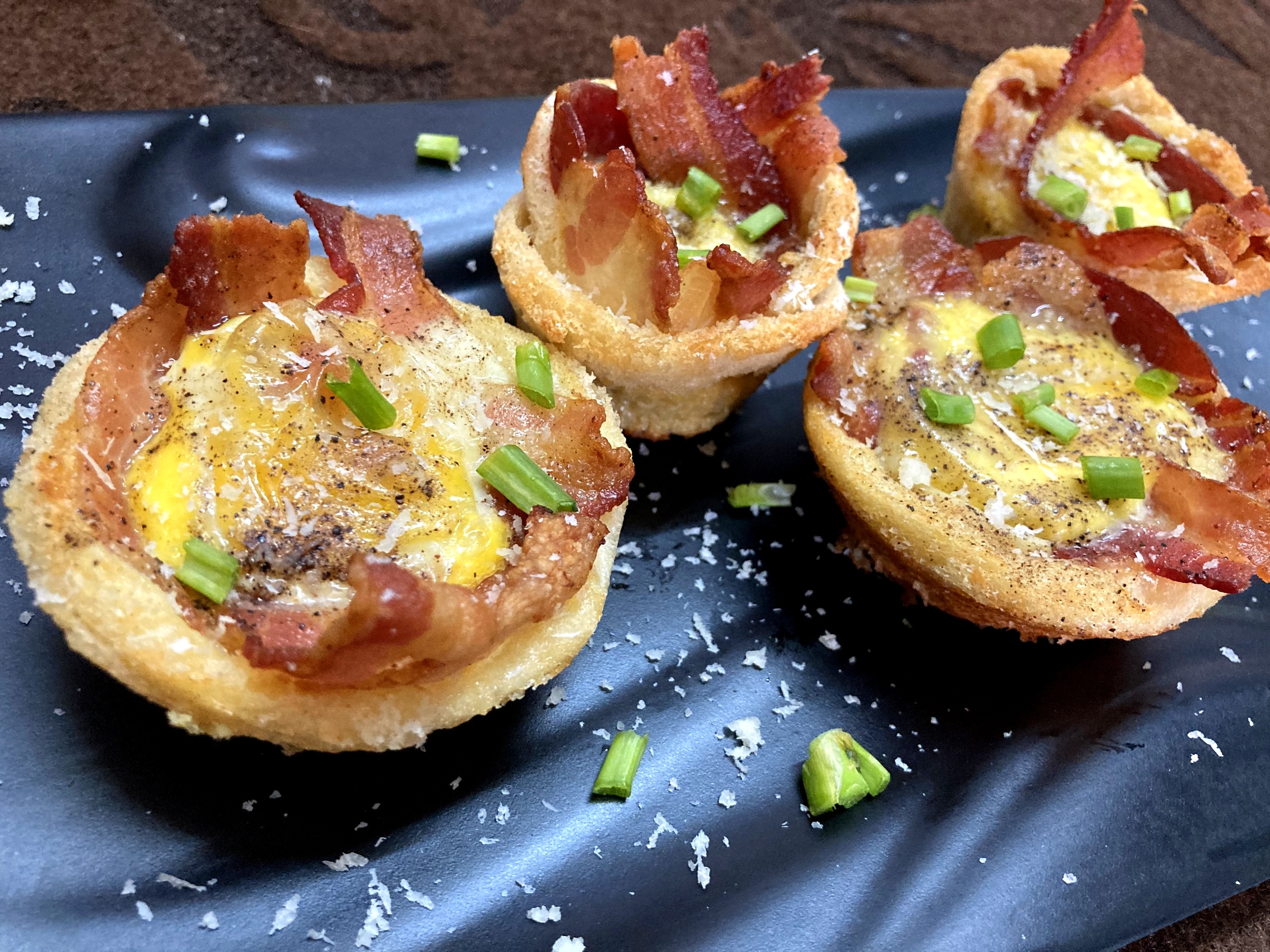 Bacon and Egg Toast cups